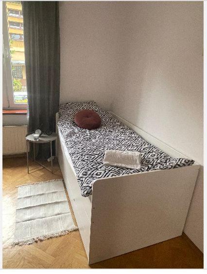 Kwatera prywatna Cheerful 3 Bedroom House *